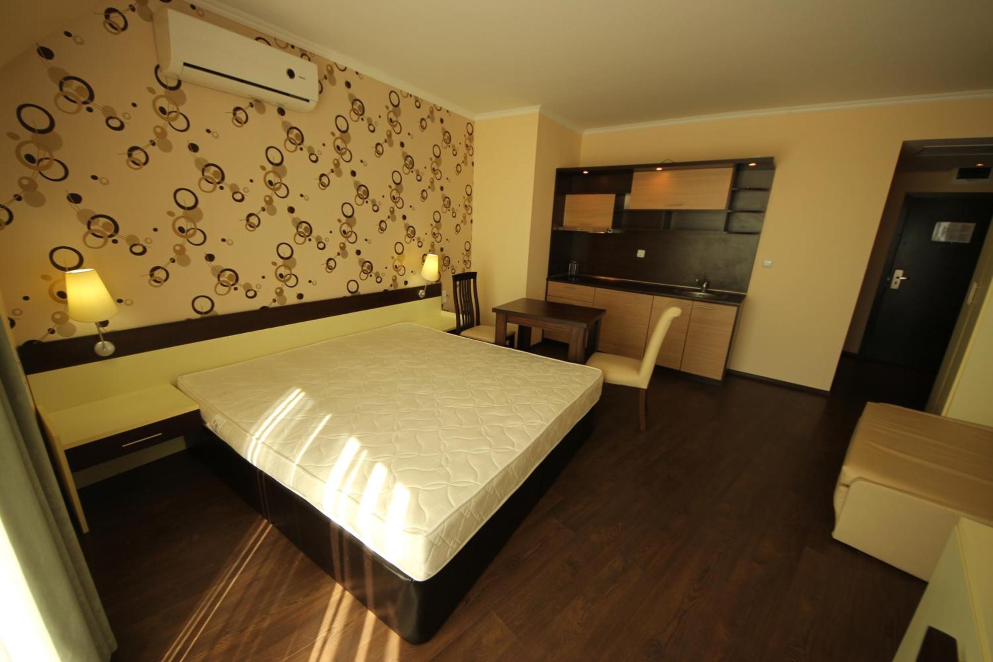 Menada Apartments in Grand Hotel Sveti Vlas Kamer foto